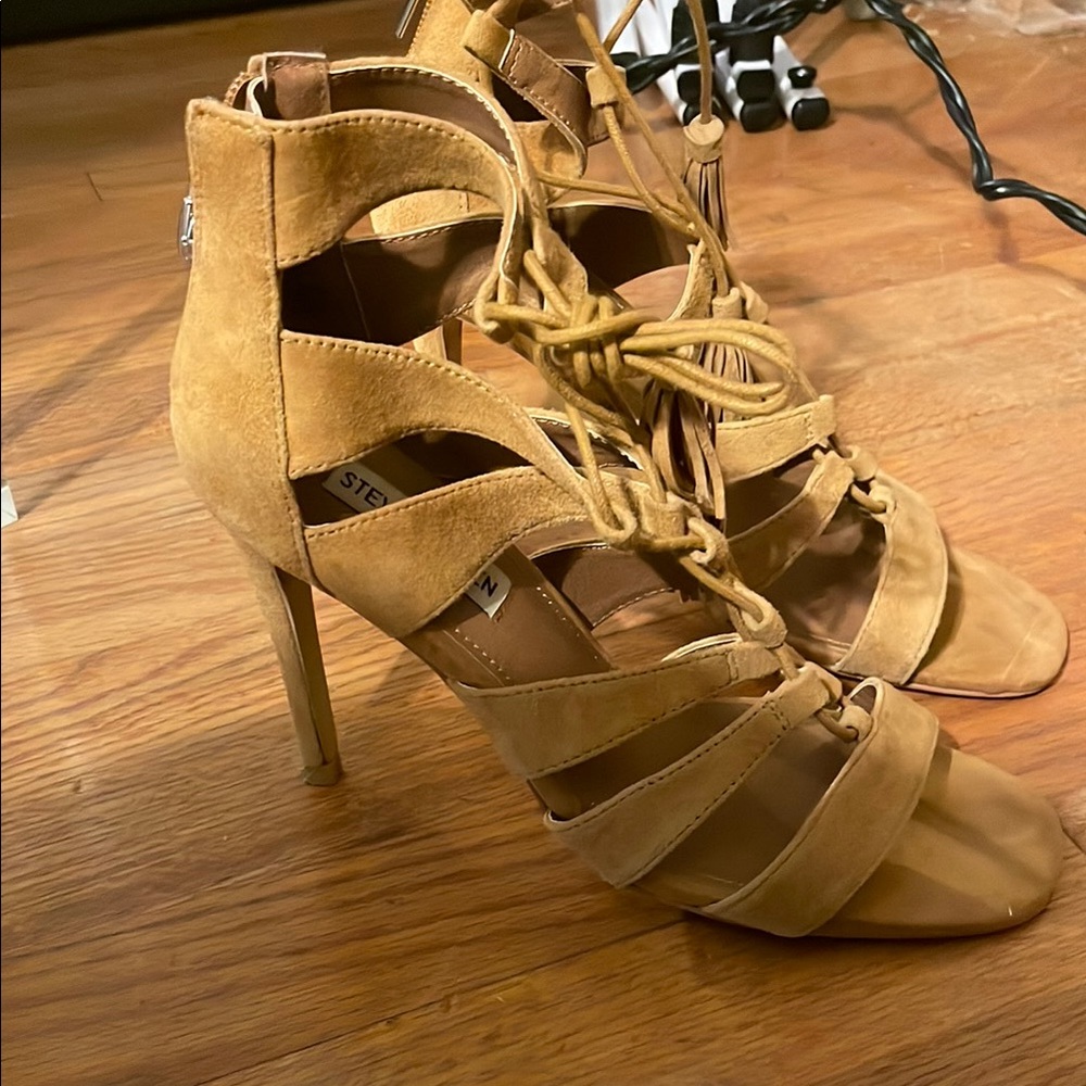 Steve Madden Tan Gladiator Stiletto Heels